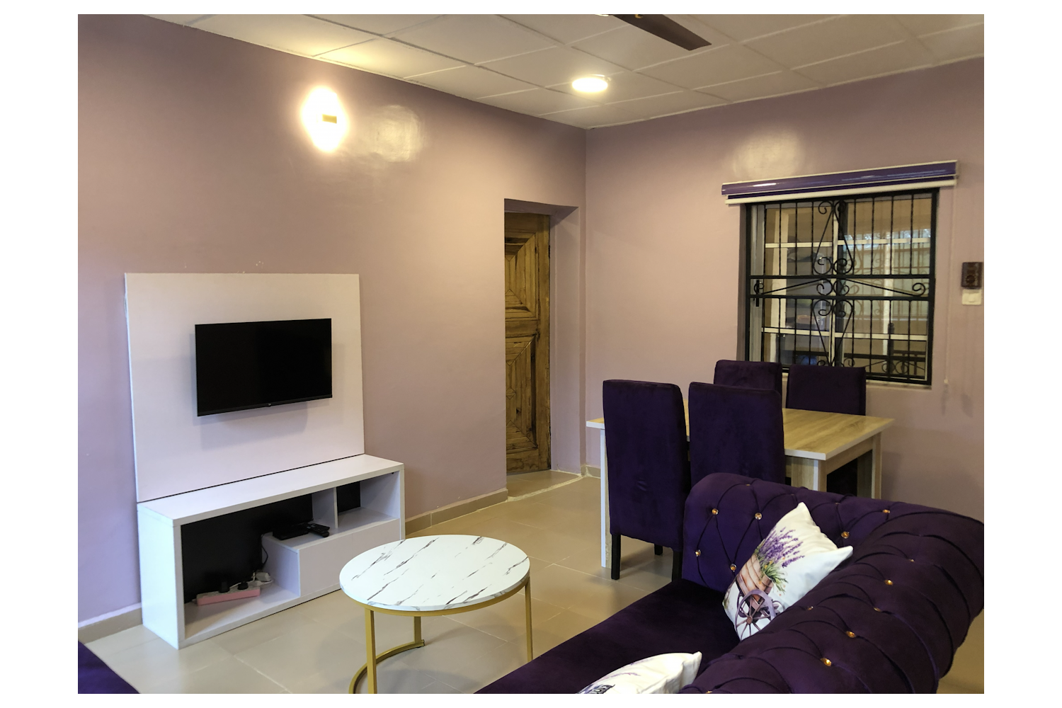 Room & Parlour Self-Contained (The Horizon)