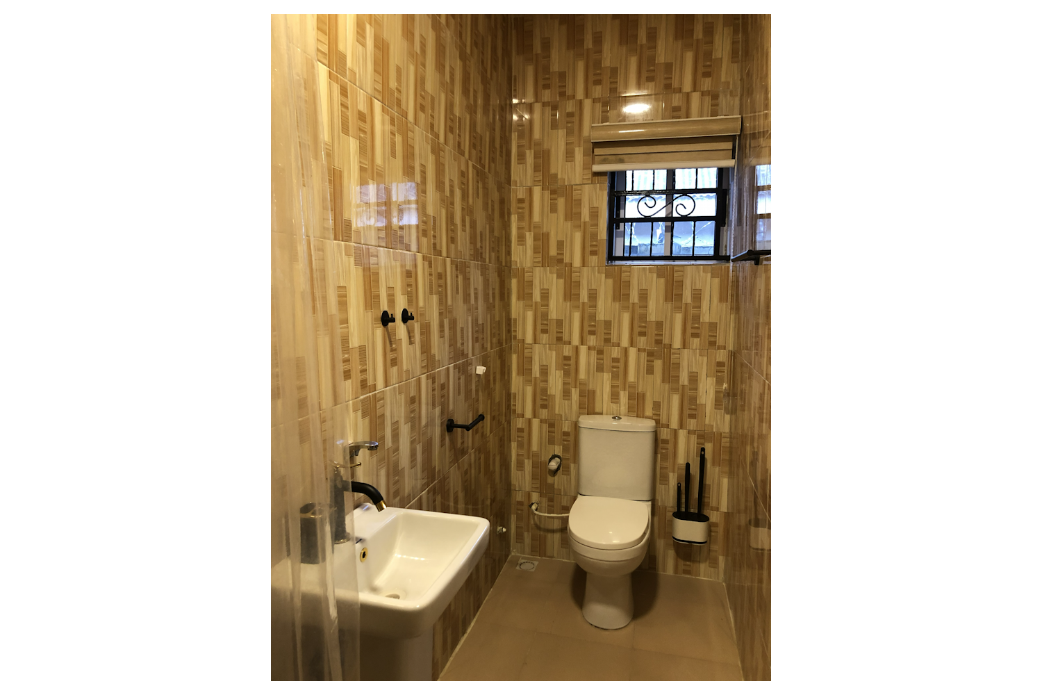 Self-Contained Room & Parlour (The River)
